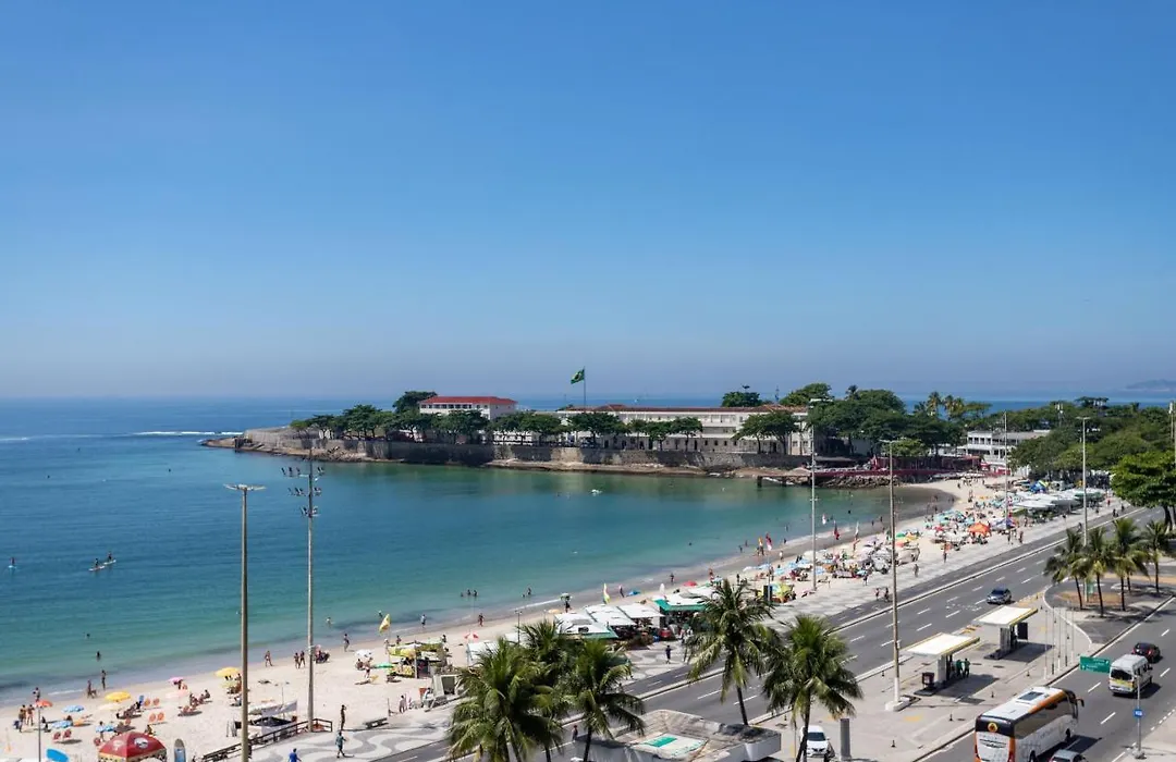 2 minutos da praia de Copacabana - A801-1